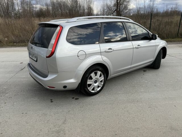 Серый Форд Фокус, объемом двигателя 1.6 л и пробегом 241 тыс. км за 6300 $, фото 4 на Automoto.ua