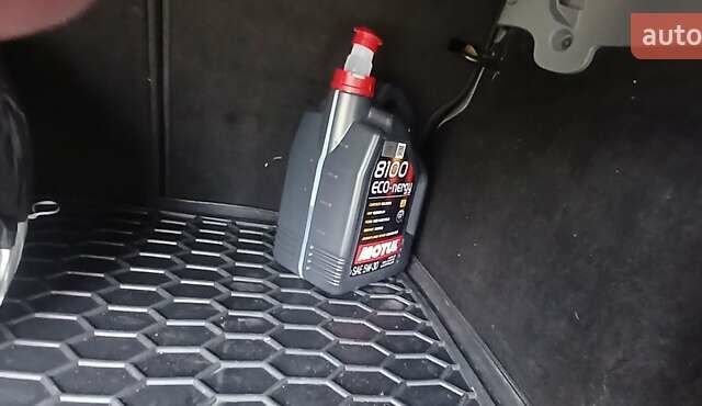 Серый Форд Фокус, объемом двигателя 1.6 л и пробегом 242 тыс. км за 5900 $, фото 11 на Automoto.ua