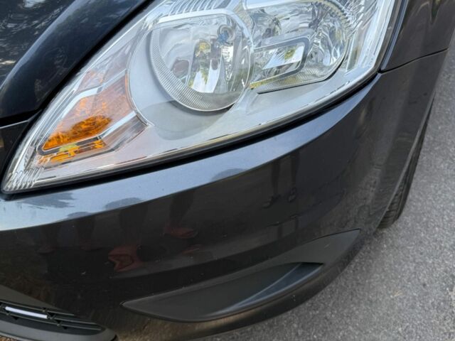 Серый Форд Фокус, объемом двигателя 1.6 л и пробегом 217 тыс. км за 6000 $, фото 3 на Automoto.ua