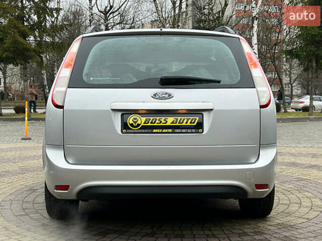 Серый Форд Фокус, объемом двигателя 1.56 л и пробегом 175 тыс. км за 5400 $, фото 5 на Automoto.ua