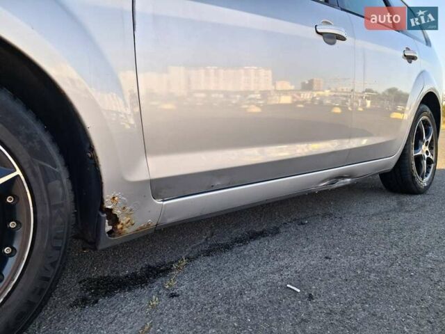 Сірий Форд Фокус, об'ємом двигуна 1.56 л та пробігом 332 тис. км за 3800 $, фото 4 на Automoto.ua