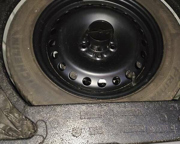 Серый Форд Фокус, объемом двигателя 1.6 л и пробегом 220 тыс. км за 5699 $, фото 30 на Automoto.ua