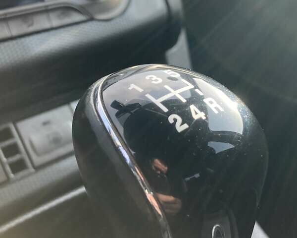 Серый Форд Фокус, объемом двигателя 1.6 л и пробегом 228 тыс. км за 6999 $, фото 17 на Automoto.ua