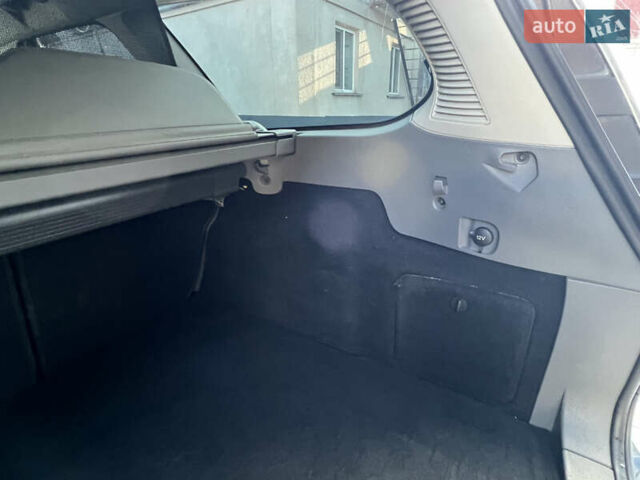 Серый Форд Фокус, объемом двигателя 1.6 л и пробегом 270 тыс. км за 5999 $, фото 63 на Automoto.ua