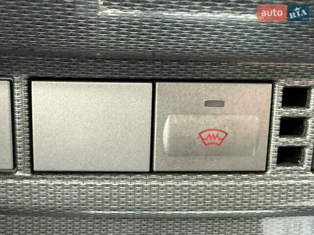 Сірий Форд Фокус, об'ємом двигуна 1.6 л та пробігом 341 тис. км за 6600 $, фото 47 на Automoto.ua