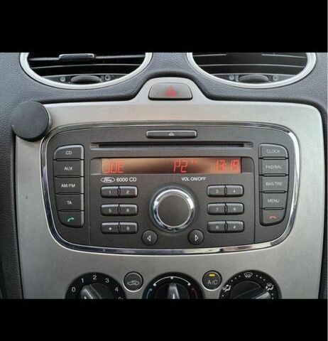 Сірий Форд Фокус, об'ємом двигуна 1.6 л та пробігом 232 тис. км за 5800 $, фото 9 на Automoto.ua