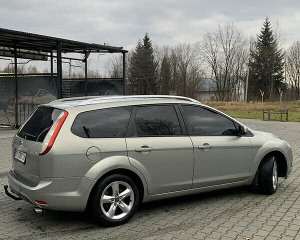 Серый Форд Фокус, объемом двигателя 1.75 л и пробегом 325 тыс. км за 5750 $, фото 26 на Automoto.ua