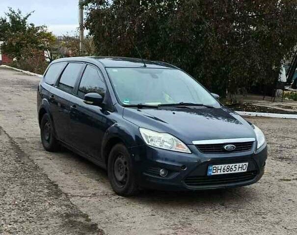 Серый Форд Фокус, объемом двигателя 1.56 л и пробегом 270 тыс. км за 5400 $, фото 2 на Automoto.ua