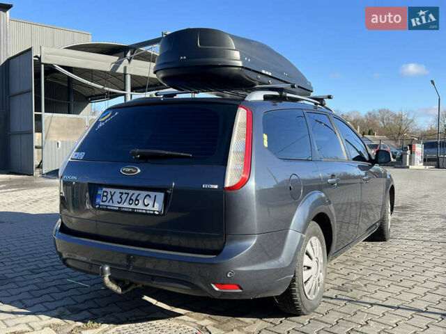 Серый Форд Фокус, объемом двигателя 1.6 л и пробегом 270 тыс. км за 5999 $, фото 6 на Automoto.ua