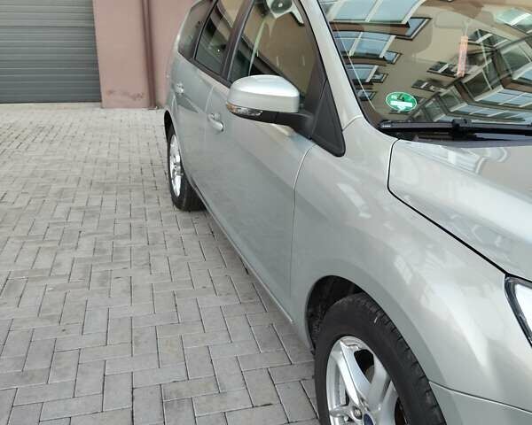 Серый Форд Фокус, объемом двигателя 1.6 л и пробегом 220 тыс. км за 5699 $, фото 9 на Automoto.ua