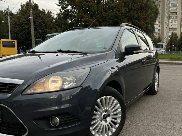 Серый Форд Фокус, объемом двигателя 1.6 л и пробегом 280 тыс. км за 6200 $, фото 4 на Automoto.ua