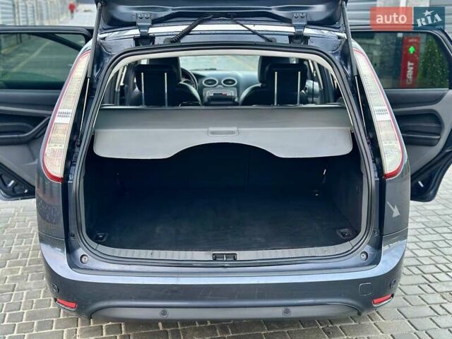 Серый Форд Фокус, объемом двигателя 1.6 л и пробегом 234 тыс. км за 6800 $, фото 33 на Automoto.ua