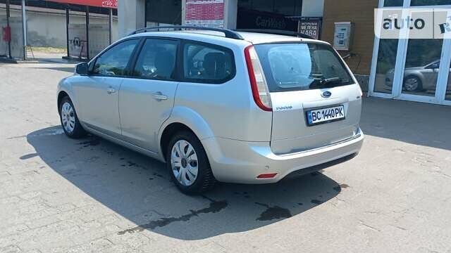 Серый Форд Фокус, объемом двигателя 1.56 л и пробегом 272 тыс. км за 5350 $, фото 9 на Automoto.ua