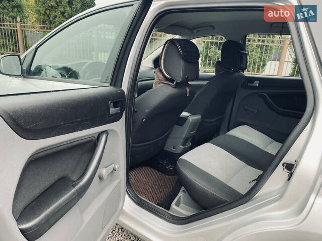 Сірий Форд Фокус, об'ємом двигуна 1.6 л та пробігом 303 тис. км за 6200 $, фото 29 на Automoto.ua