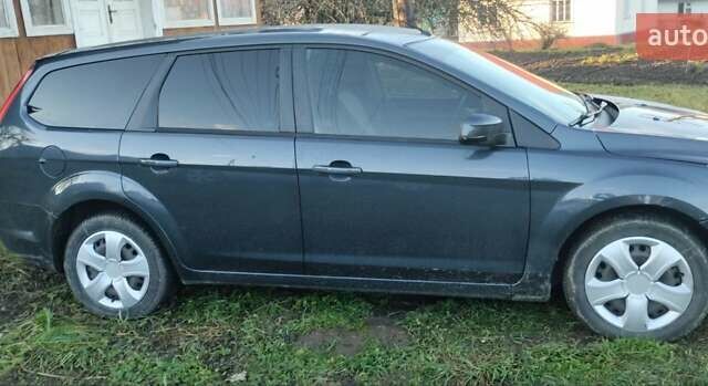 Сірий Форд Фокус, об'ємом двигуна 2.01 л та пробігом 248 тис. км за 5500 $, фото 1 на Automoto.ua