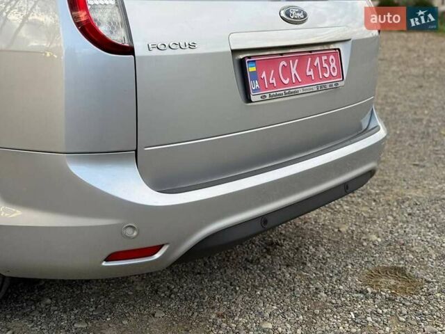 Сірий Форд Фокус, об'ємом двигуна 1.6 л та пробігом 228 тис. км за 4850 $, фото 11 на Automoto.ua