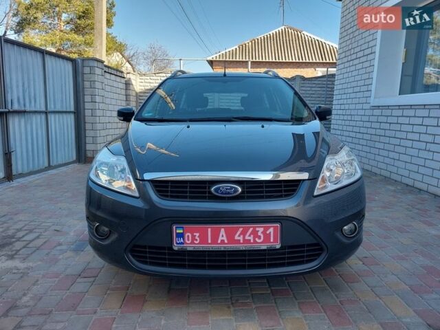 Серый Форд Фокус, объемом двигателя 1.6 л и пробегом 204 тыс. км за 6300 $, фото 2 на Automoto.ua