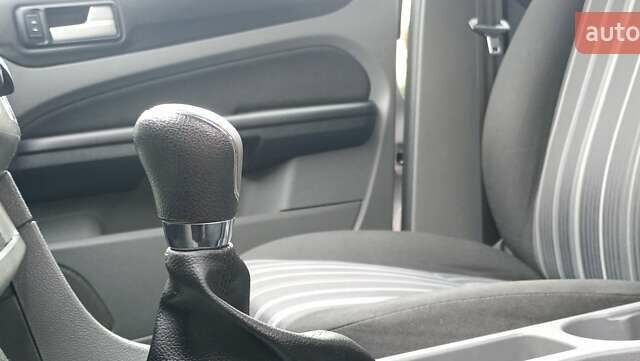 Сірий Форд Фокус, об'ємом двигуна 1.6 л та пробігом 169 тис. км за 6600 $, фото 20 на Automoto.ua