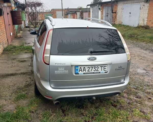 Сірий Форд Фокус, об'ємом двигуна 1.6 л та пробігом 272 тис. км за 5100 $, фото 4 на Automoto.ua