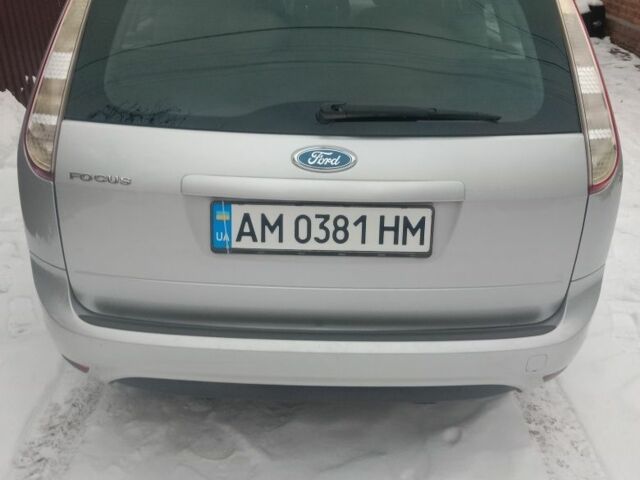 Сірий Форд Фокус, об'ємом двигуна 1.8 л та пробігом 259 тис. км за 5400 $, фото 3 на Automoto.ua