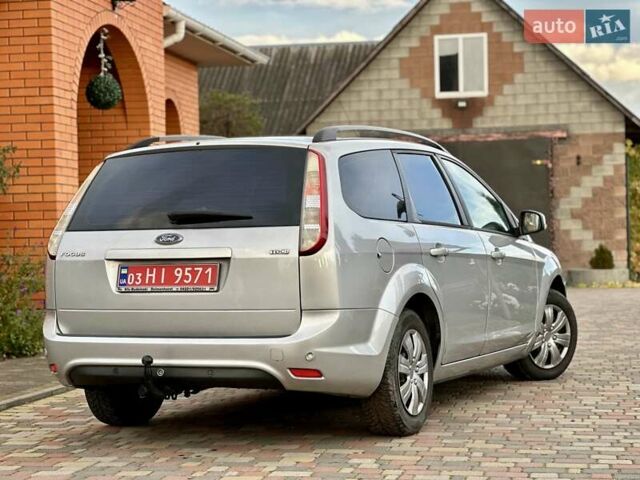 Серый Форд Фокус, объемом двигателя 1.6 л и пробегом 232 тыс. км за 6300 $, фото 13 на Automoto.ua