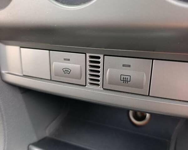 Сірий Форд Фокус, об'ємом двигуна 0 л та пробігом 172 тис. км за 5950 $, фото 27 на Automoto.ua