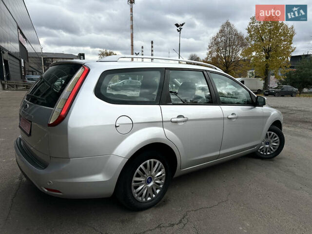 Сірий Форд Фокус, об'ємом двигуна 1.6 л та пробігом 240 тис. км за 5300 $, фото 5 на Automoto.ua