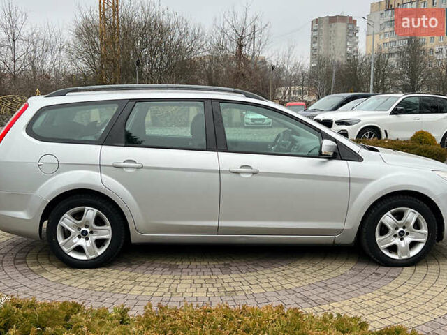 Серый Форд Фокус, объемом двигателя 1.56 л и пробегом 175 тыс. км за 5400 $, фото 7 на Automoto.ua