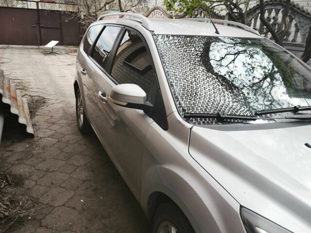 Серый Форд Фокус, объемом двигателя 1.8 л и пробегом 150 тыс. км за 2404 $, фото 1 на Automoto.ua