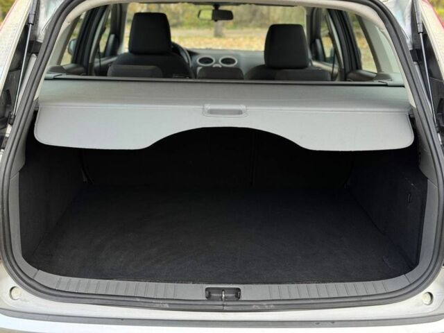 Сірий Форд Фокус, об'ємом двигуна 1.6 л та пробігом 226 тис. км за 4800 $, фото 13 на Automoto.ua