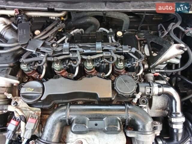 Серый Форд Фокус, объемом двигателя 1.6 л и пробегом 330 тыс. км за 6850 $, фото 29 на Automoto.ua