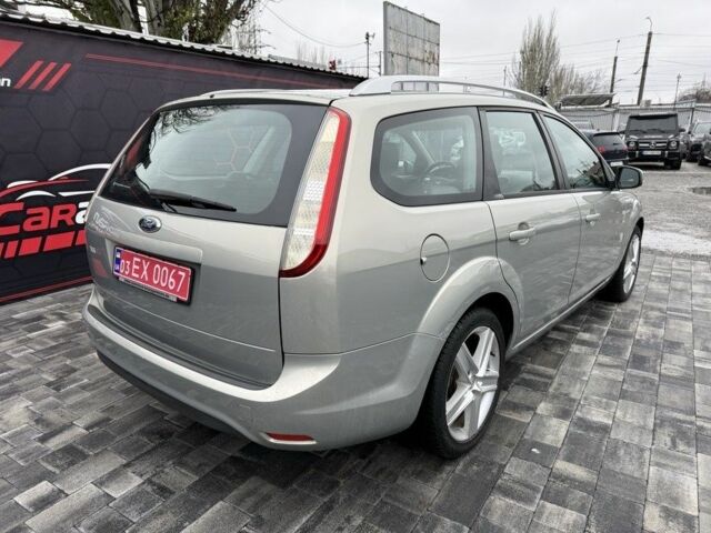 Серый Форд Фокус, объемом двигателя 1.6 л и пробегом 156 тыс. км за 6850 $, фото 9 на Automoto.ua