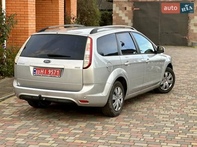 Серый Форд Фокус, объемом двигателя 1.6 л и пробегом 232 тыс. км за 6300 $, фото 10 на Automoto.ua