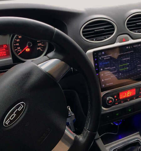 Сірий Форд Фокус, об'ємом двигуна 1.75 л та пробігом 326 тис. км за 5849 $, фото 22 на Automoto.ua