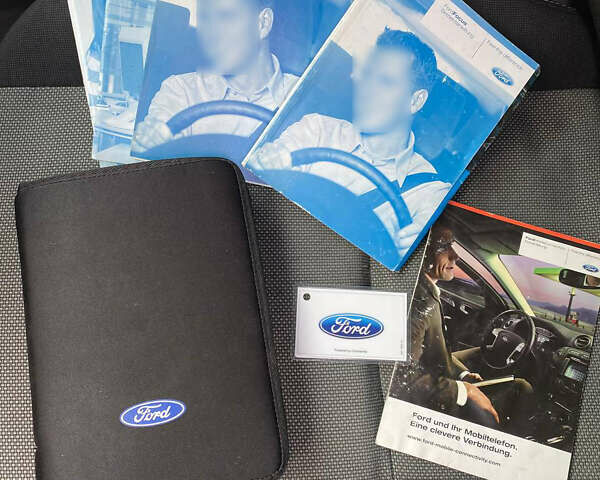 Серый Форд Фокус, объемом двигателя 1.6 л и пробегом 272 тыс. км за 6300 $, фото 27 на Automoto.ua