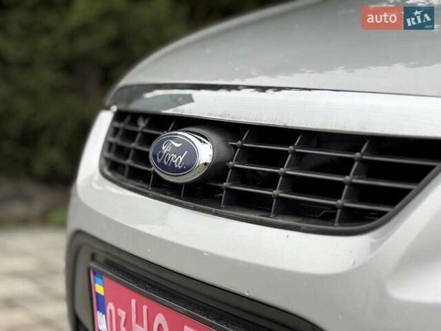 Серый Форд Фокус, объемом двигателя 1.6 л и пробегом 206 тыс. км за 5800 $, фото 13 на Automoto.ua