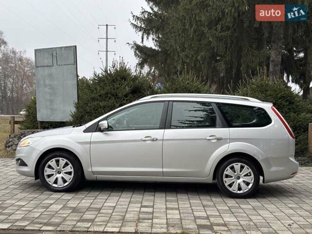 Серый Форд Фокус, объемом двигателя 1.6 л и пробегом 206 тыс. км за 5800 $, фото 3 на Automoto.ua