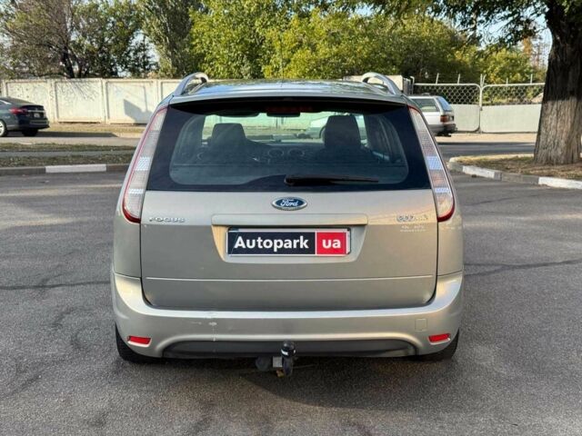 Сірий Форд Фокус, об'ємом двигуна 1.6 л та пробігом 300 тис. км за 5990 $, фото 3 на Automoto.ua