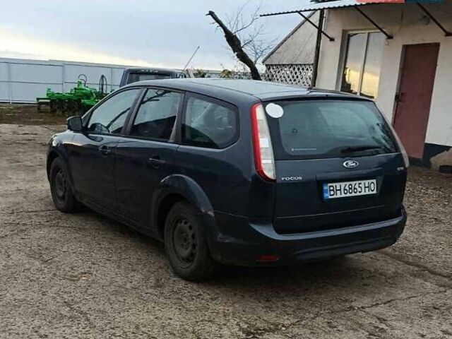 Серый Форд Фокус, объемом двигателя 1.56 л и пробегом 270 тыс. км за 5400 $, фото 4 на Automoto.ua