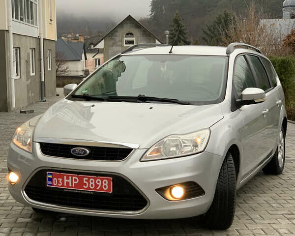 Серый Форд Фокус, объемом двигателя 1.6 л и пробегом 203 тыс. км за 6350 $, фото 4 на Automoto.ua