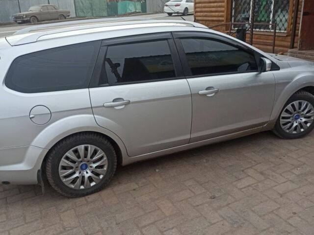 Серый Форд Фокус, объемом двигателя 1.6 л и пробегом 205 тыс. км за 7200 $, фото 2 на Automoto.ua