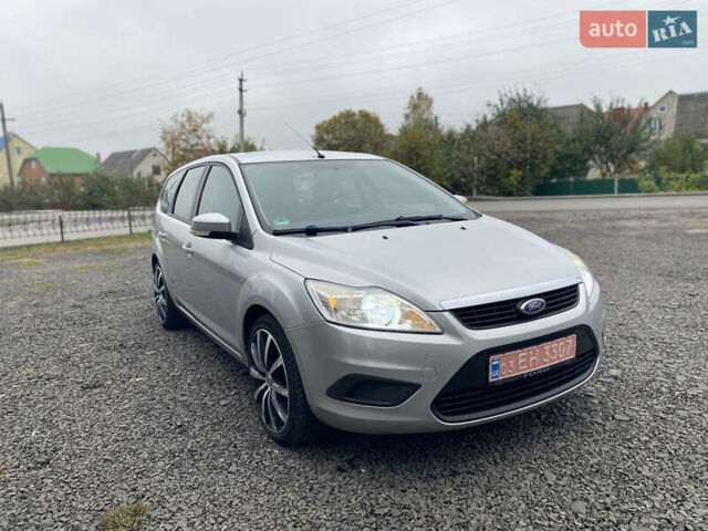 Сірий Форд Фокус, об'ємом двигуна 1.6 л та пробігом 303 тис. км за 6200 $, фото 4 на Automoto.ua