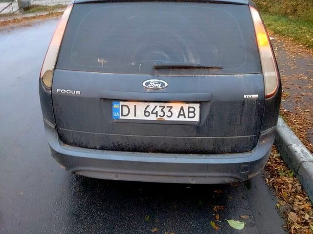 Серый Форд Фокус, объемом двигателя 1.6 л и пробегом 305 тыс. км за 5200 $, фото 3 на Automoto.ua