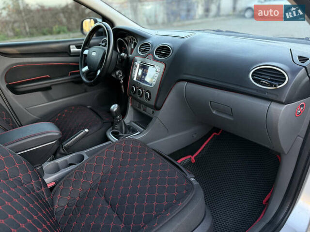 Серый Форд Фокус, объемом двигателя 1.8 л и пробегом 266 тыс. км за 5300 $, фото 20 на Automoto.ua