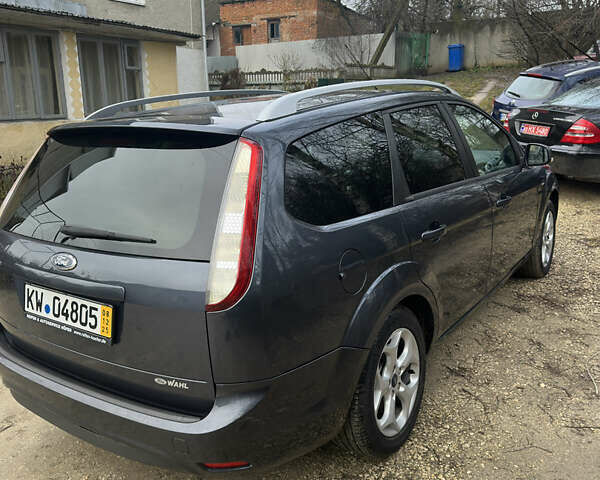 Сірий Форд Фокус, об'ємом двигуна 1.6 л та пробігом 260 тис. км за 5500 $, фото 8 на Automoto.ua
