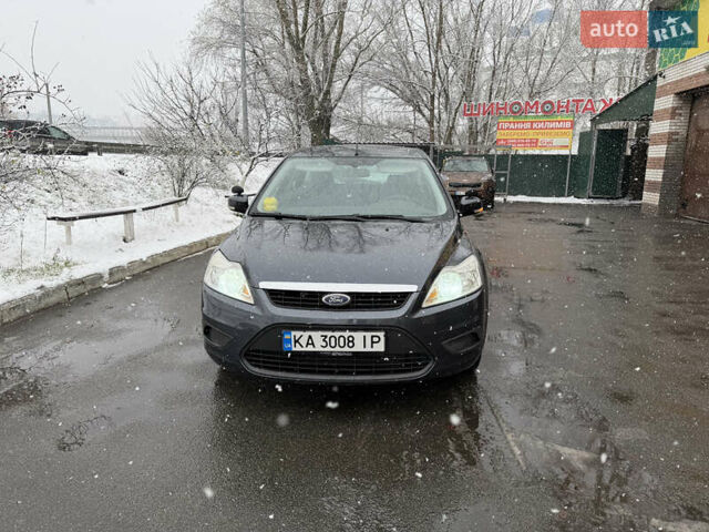 Сірий Форд Фокус, об'ємом двигуна 1.56 л та пробігом 294 тис. км за 5900 $, фото 1 на Automoto.ua