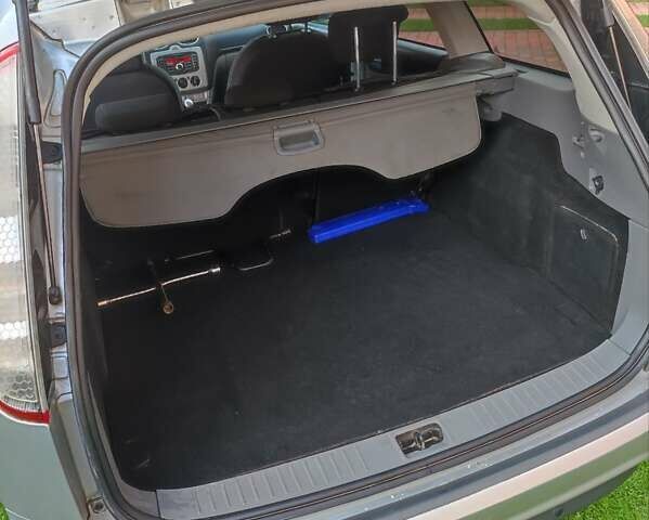 Сірий Форд Фокус, об'ємом двигуна 1.6 л та пробігом 339 тис. км за 4500 $, фото 15 на Automoto.ua