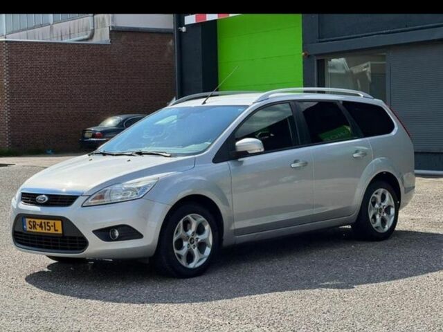 Серый Форд Фокус, объемом двигателя 1.6 л и пробегом 218 тыс. км за 6000 $, фото 1 на Automoto.ua