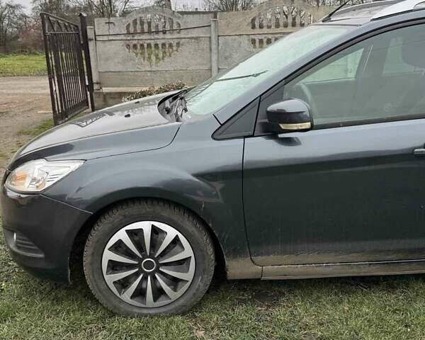 Сірий Форд Фокус, об'ємом двигуна 1.56 л та пробігом 230 тис. км за 3800 $, фото 1 на Automoto.ua