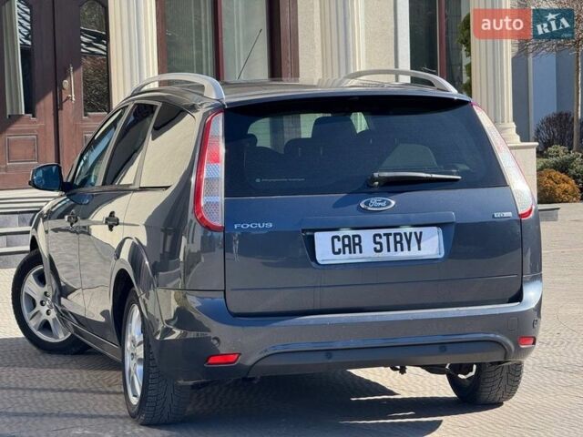 Серый Форд Фокус, объемом двигателя 1.56 л и пробегом 276 тыс. км за 5500 $, фото 2 на Automoto.ua